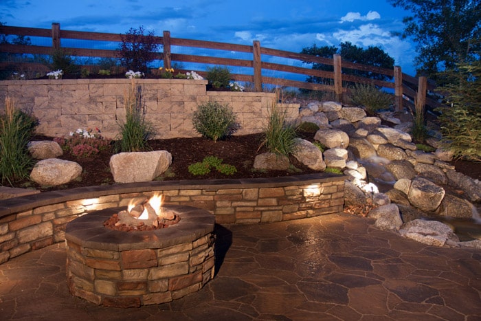 outdoor-fireplace-custom-landscaping